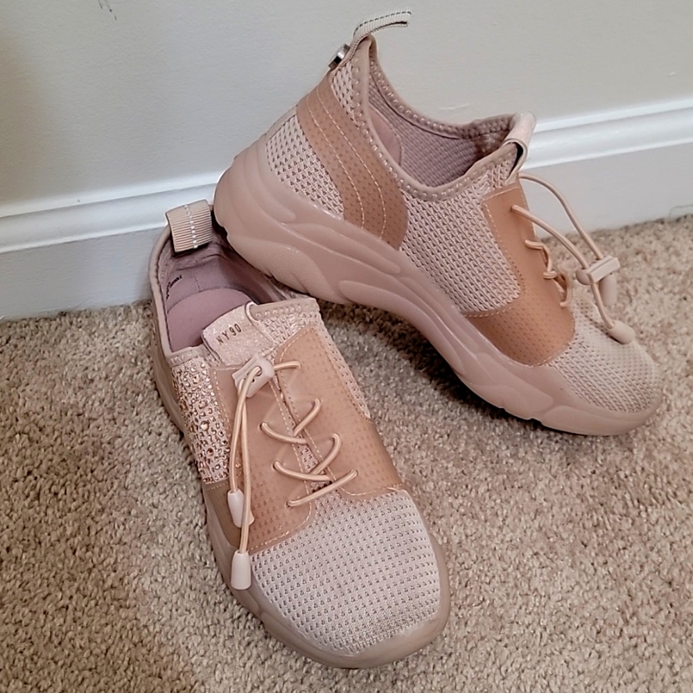Sleeve Madden Pink Shoe